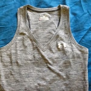 Underarmor fitted tanktop for womens